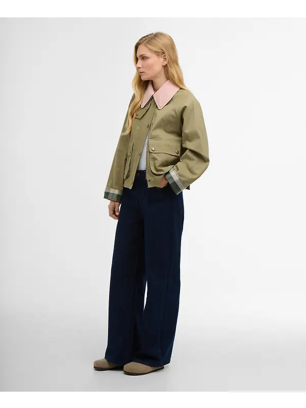 Barbour Women's Cropped Beadnell Casual Jacket - Bleached Olive/Ancient/Gardenia Image 3