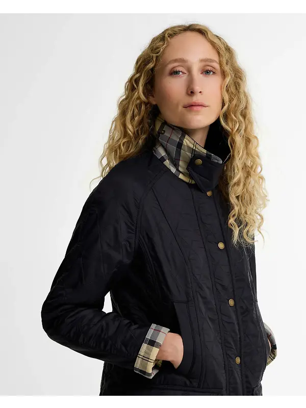Barbour Women's Beadnell Polarquilt Jacket - Navy / Navy Image 6