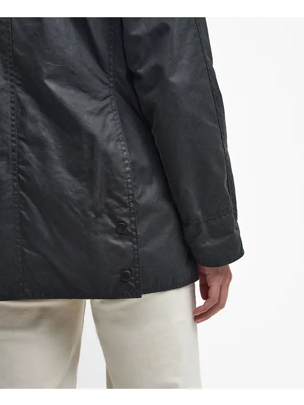 Barbour Women's Beadnell Waxed Jacket - Sage Image 10