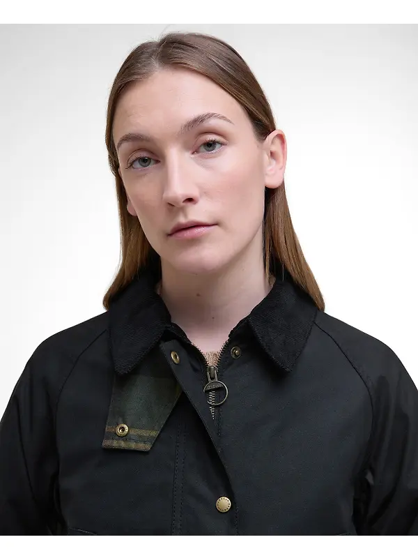 Barbour Women's Acorn Wax Jacket - Black/Classic Image 5
