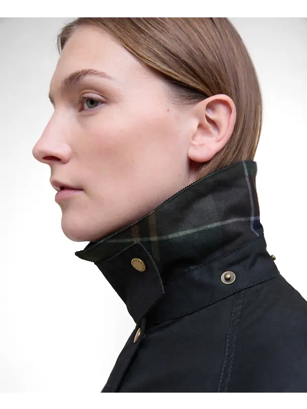 Barbour Women's Acorn Wax Jacket - Black/Classic Image 6
