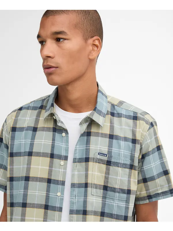 Barbour Men's Gordon Short-Sleeved Tailored Shirt - Highland Loch Tartan Image 5