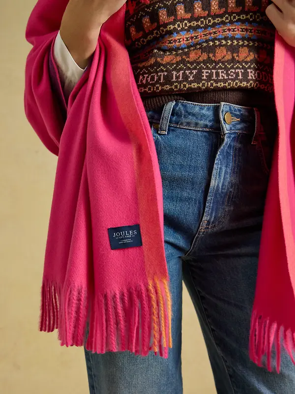 Joules Women's Oversized Blanket Scarf - Pink Image 4