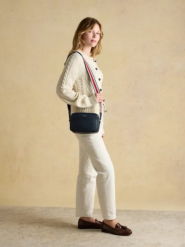 Joules Women's Trent Cross Body Bag with Adjustable Thick Strap - Navy Image 3
