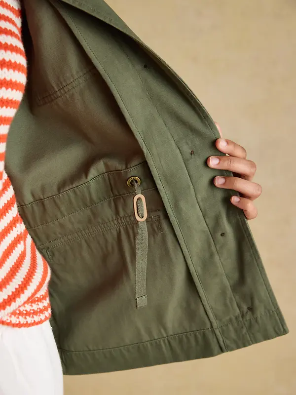 Joules Women's Twyford Lightweight Utility Jacket with Adjustable Waist - Khaki Green Image 7