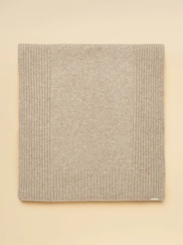 Joules Women's Fine Knit Scarf - Oatmeal Image 4
