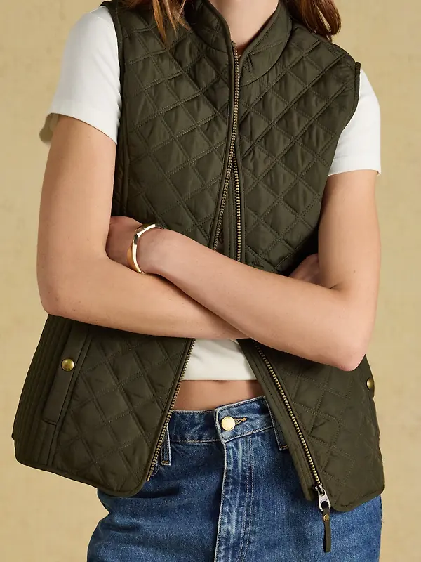 Joules Women's Minx Showerproof Diamond Quilted Gilet  - Rosemary Green Image 11