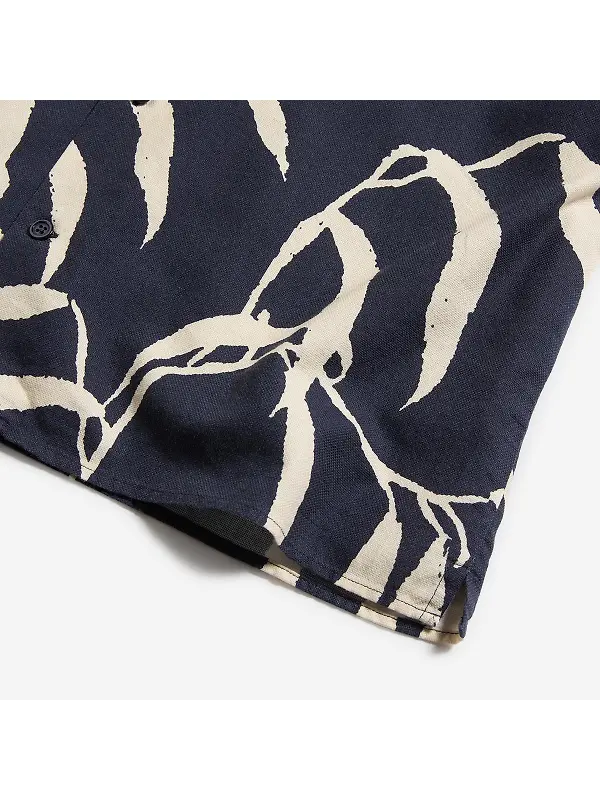 Oliver Sweeney Men's Ravenshead Riviera Cotton Shirt - Navy Print Image 4