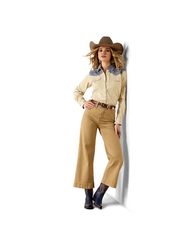 Ariat Women's Horseshoe Western Long Sleeve Shirt - Sand Image 3