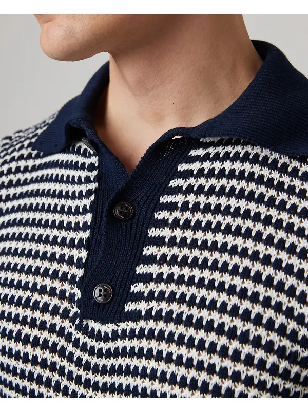 Peregrine Men's Island Crochet Button Polo Shirt - Navy Image 7