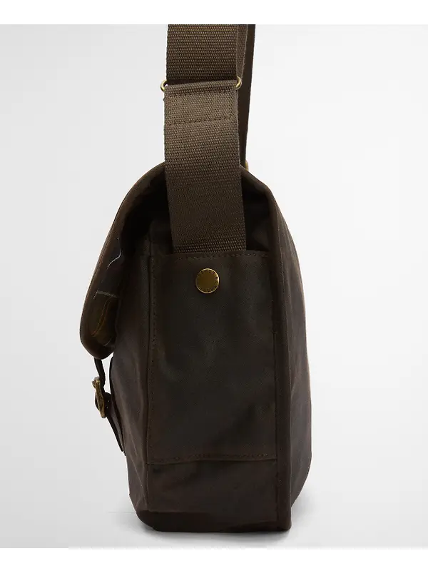 Barbour Wax Leather Tarras Bag - Olive Image 8