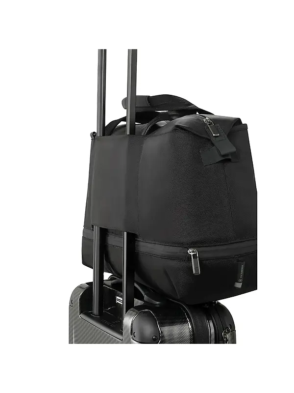 Victorinox Werks Traveler 6.0 Weekender Carry-All Tote - Black Image 3
