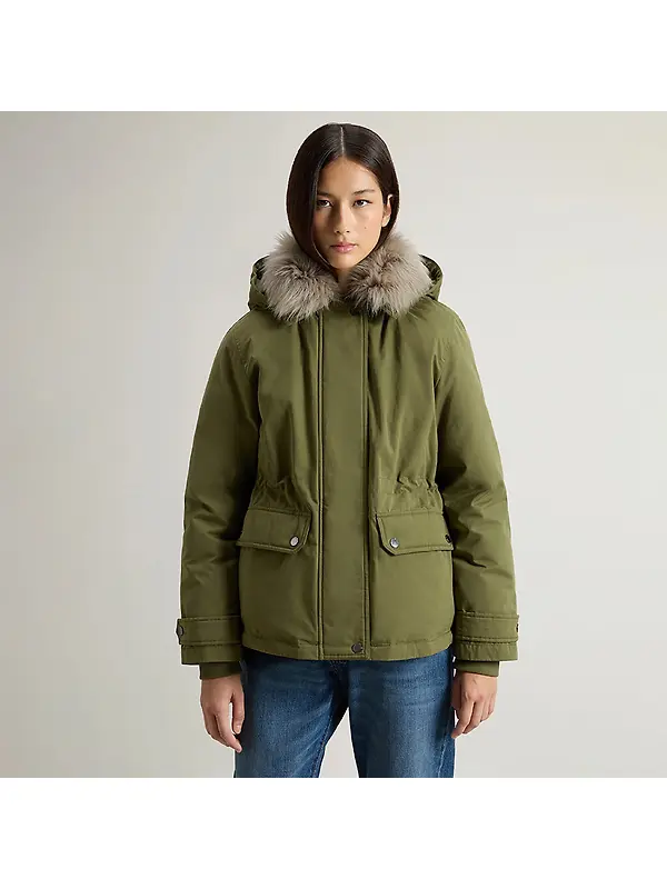 Woolrich Women's Short Arctic Parka - Greenstone Image 2