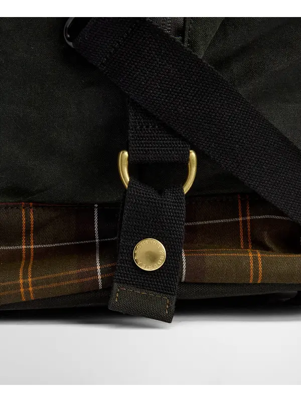 Barbour Field Wax Holdall - Sage / Classic Image 10