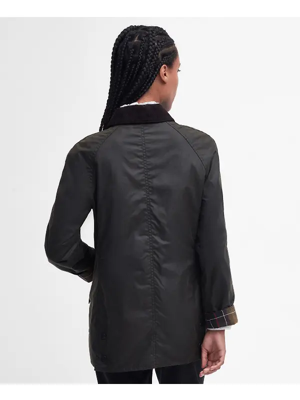 Barbour Women's Classic Beadnell Wax Jacket - Olive Image 4