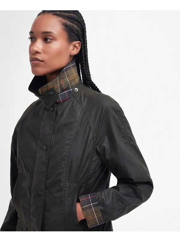 Barbour Women's Classic Beadnell Wax Jacket - Olive Image 9