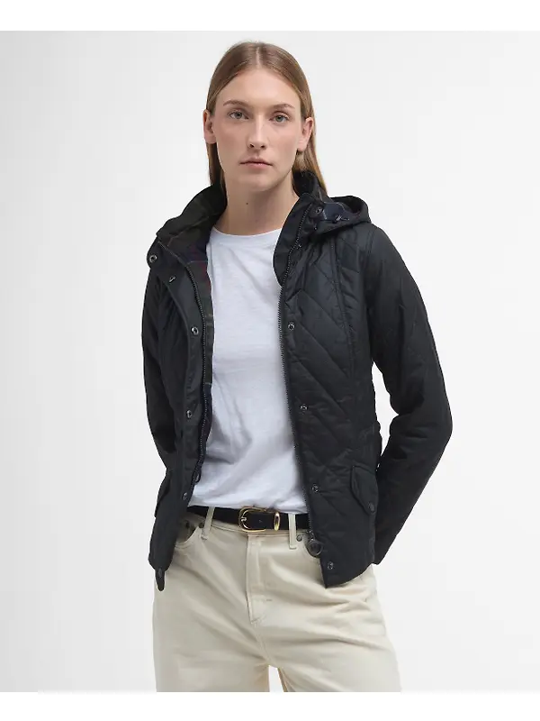 Barbour Women's Millfire Quilted Jacket - Black Image 2