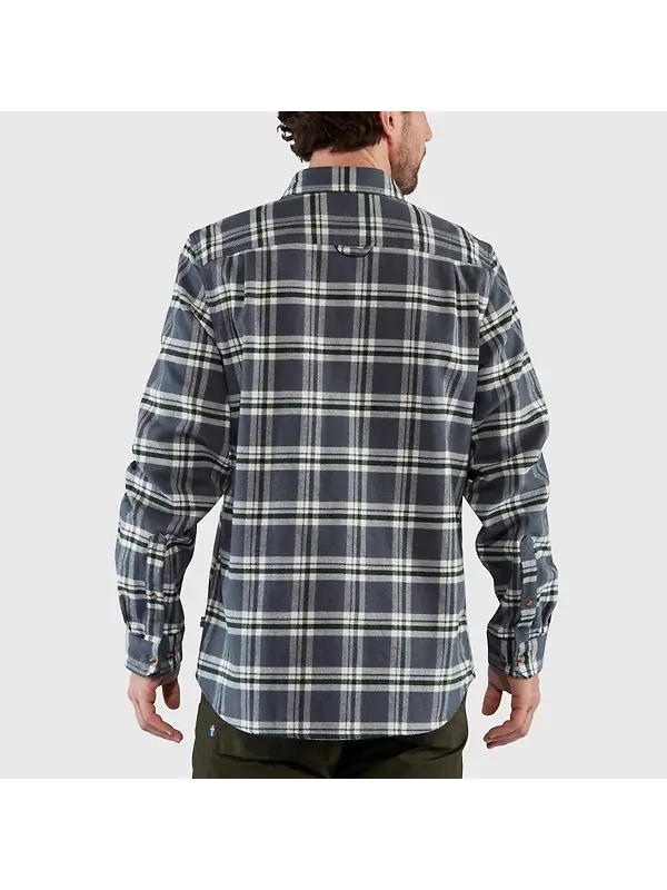 Fjällräven Men's Övik Heavy Flannel Shirt - Wood Brown-Dark Navy Image 4