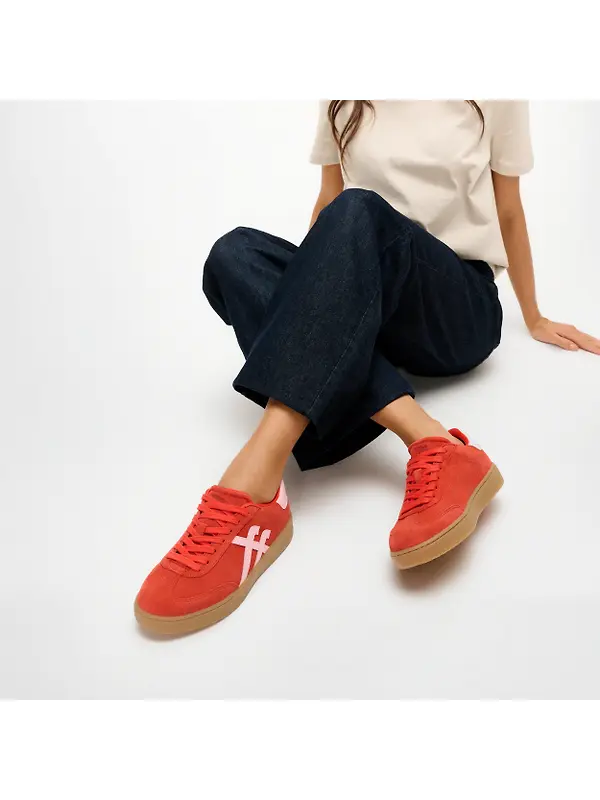 FitFlop Women's The Dash FF T-Toe Suede Trainers - Cherry Tomato / Warm Pink Image 2