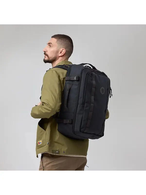 Fjällräven Färden Carry-On Pack 42L - Coal Black Image 2