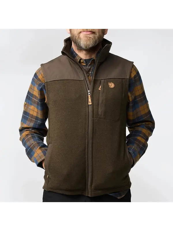 Fjällräven Men's Buck Fleece Vest - Dark Olive Image 7