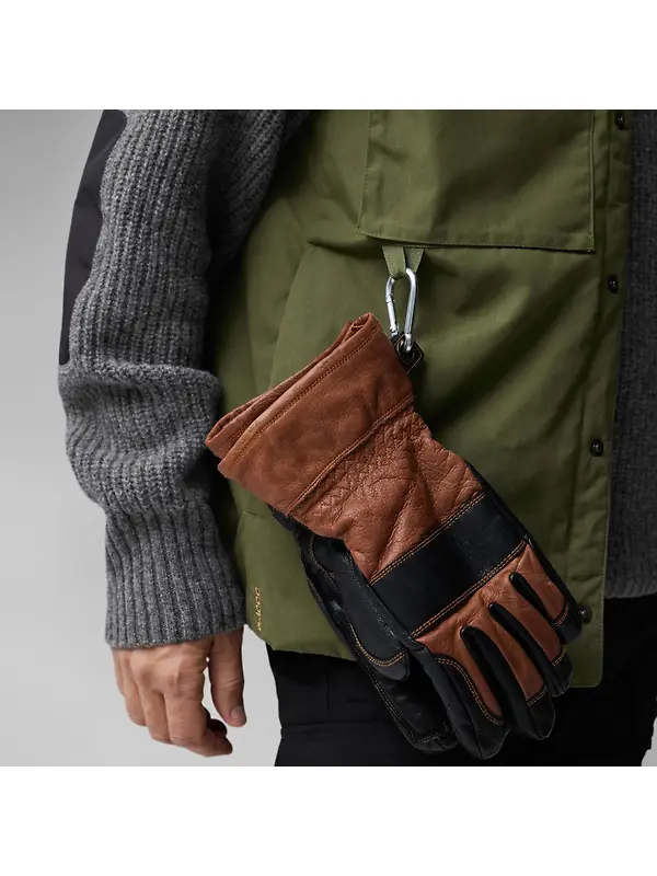 Fjällräven Men's Singi Padded Vest - Laurel Green Image 9