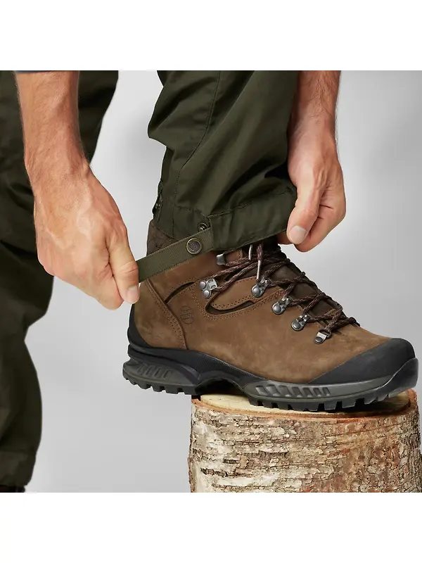 Fjällräven Men's Vidda Pro Trousers - Deep Forest Image 13