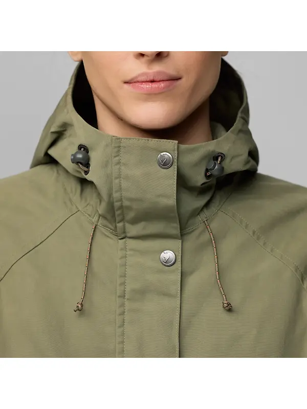 Fjällräven Women's Vardag Anorak - Green Image 5