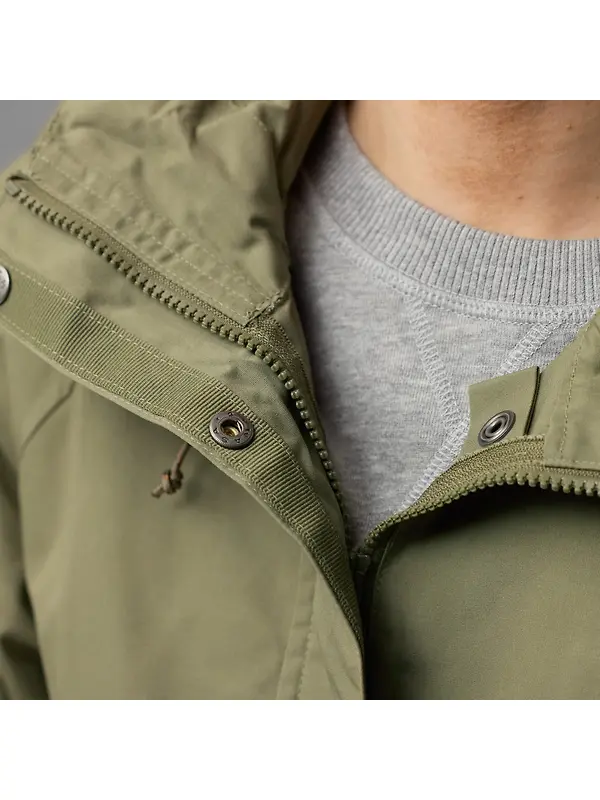 Fjällräven Women's Vardag Anorak - Green Image 8