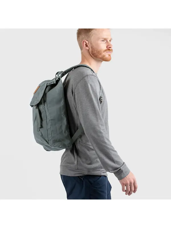Fjällräven Foldsack No. 1 Backpack 16L - Black Image 3
