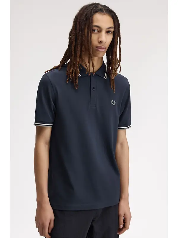 Fred Perry Men's M3600 Twin Tipped Shirt - Dark Airforce / Ecru / Seagrass Image 4