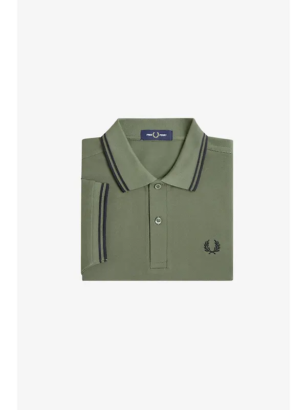 Fred Perry Men's M3600 Twin Tipped Shirt - Laurel Wreath Green / Black Image 8