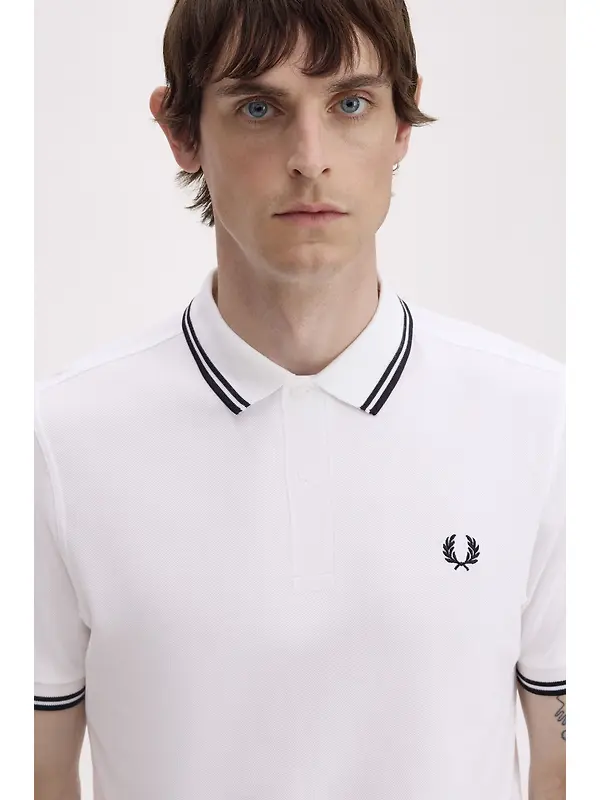Fred Perry Men's M3600 Twin Tipped Shirt - White Image 4
