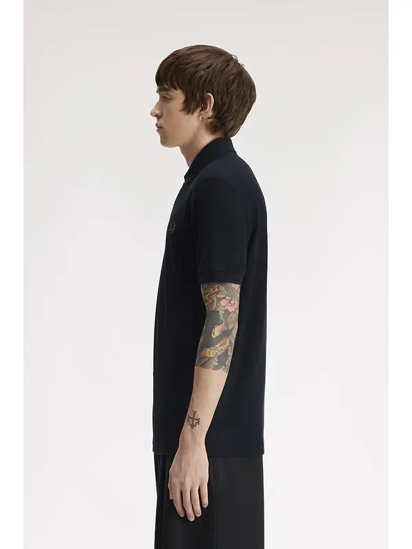 Fred Perry Men's M6000 Shirt - Black / Laurel Wreath Green Image 3
