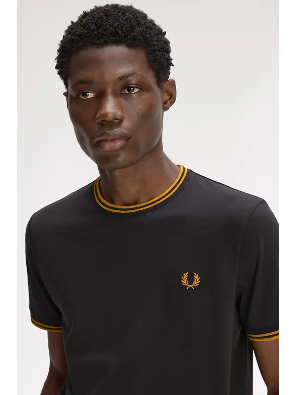 Fred Perry Men's Twin Tipped T-Shirt - Anchor Grey / Golden Image 5