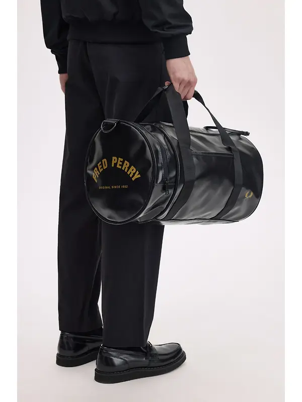 Fred Perry Tonal Classic Barrel Bag - Black / Gold Image 3