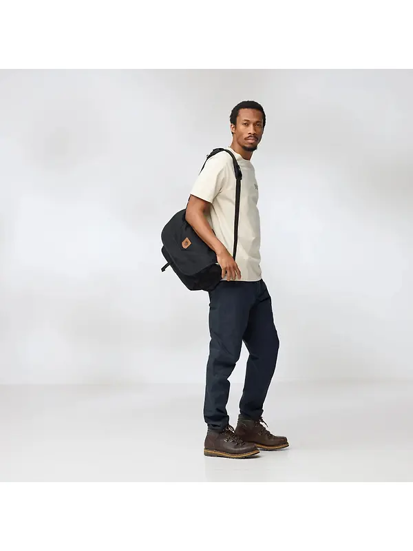 Fjällräven Greenland Shoulder Bag 12L - Navy Image 5