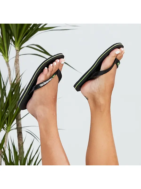 Havaianas Unisex Brasil Logo Flip Flops - Black/Black Image 6