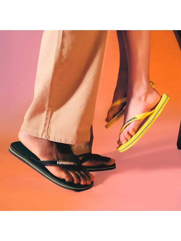 Havaianas Unisex Brasil Logo Flip Flops - Black/Black Image 8