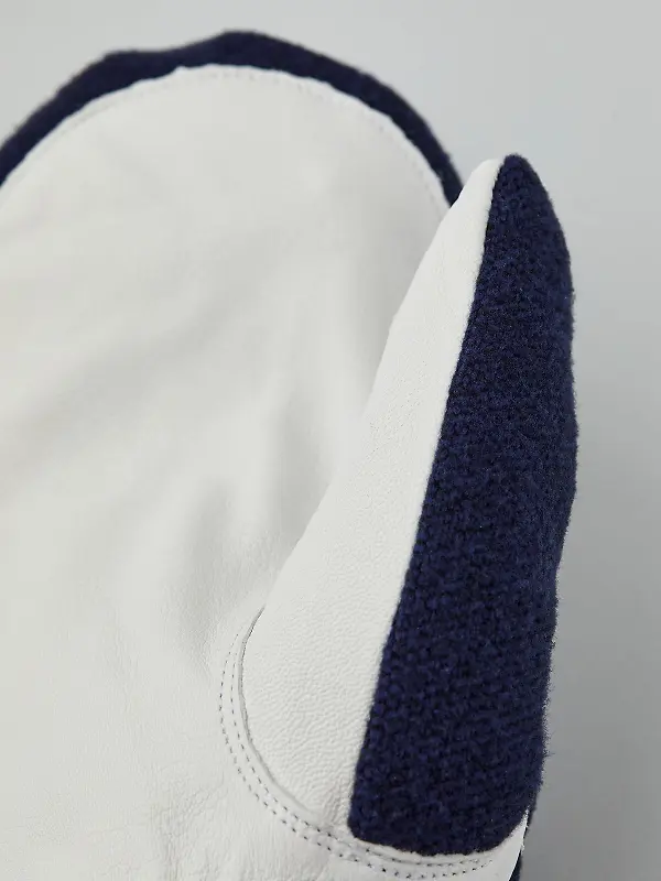 Hestra Windbreaker Tour Mittens - Navy Image 3