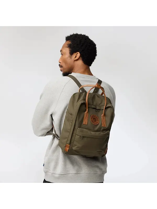 Fjällräven Kånken No. 2 Backpack 16L - Navy Image 6
