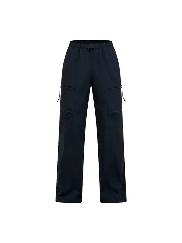 Peak Performance Women's Outdoor Cargo Pants - Black Image 1