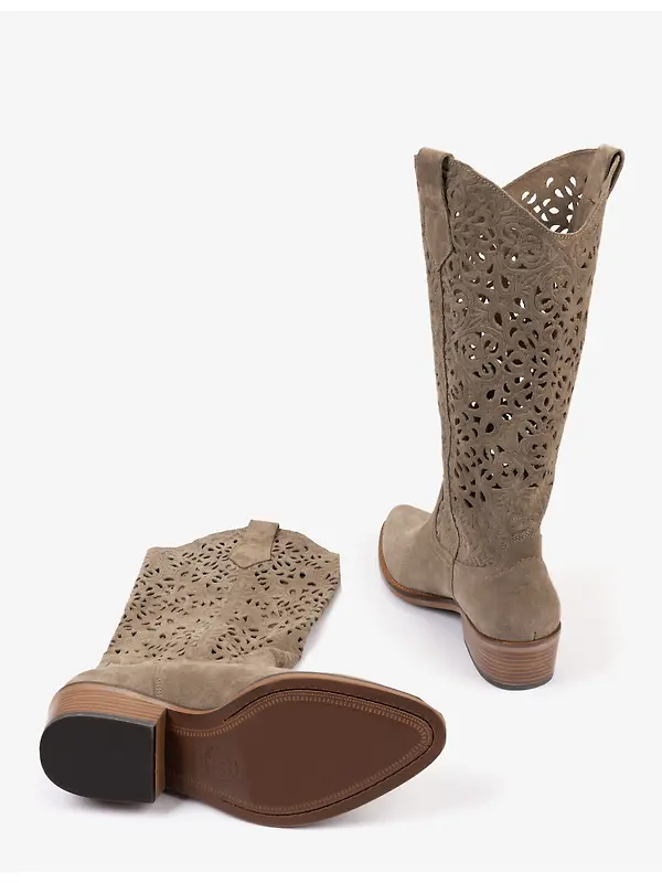 Penelope Chilvers Women's Goldie Cut Out Lace Boots - Camel Image 4