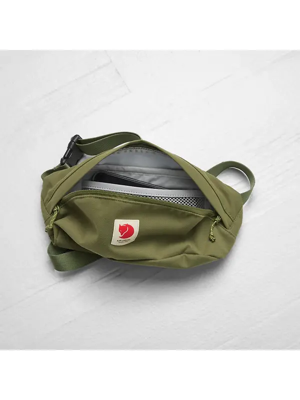 Fjällräven Ulvö Hip Pack Medium - Black Image 10