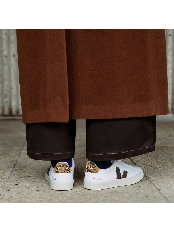 Veja Women's Campo Leather Trainers - White Camel Wild Country Image 2
