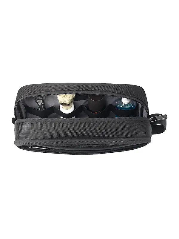 Victorinox Werks Traveler 6.0 Toiletry Kit - Black Image 2