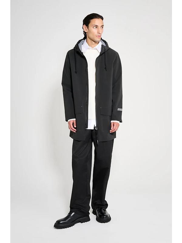 Stutterheim Stockholm Lightweight Patch Raincoat - Matte Black Image 7