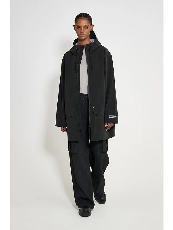 Stutterheim Stockholm Lightweight Patch Raincoat - Matte Black Image 11