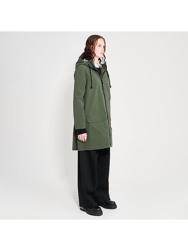 Stutterheim Women's Mosebacke Lightweight Patch Raincoat - Matte Green Image 3