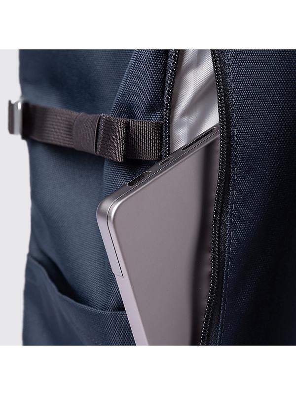 Sandqvist Icon Rolltop Backpack L - 26L - Navy Image 5